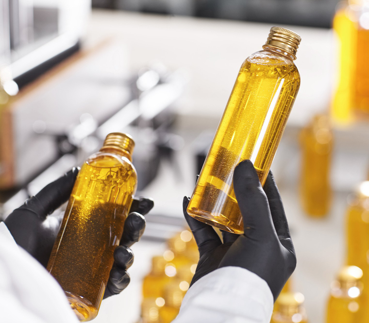 Kontix-about-two-strong-foundation-image-webflow-ecommerce-template